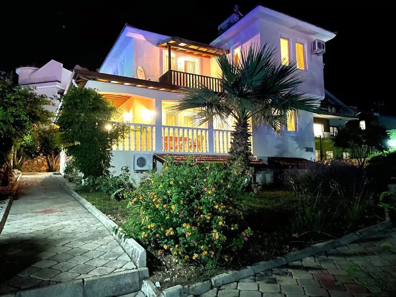 Willow Tree C 3 Nelson Villa Fethiye 0*,